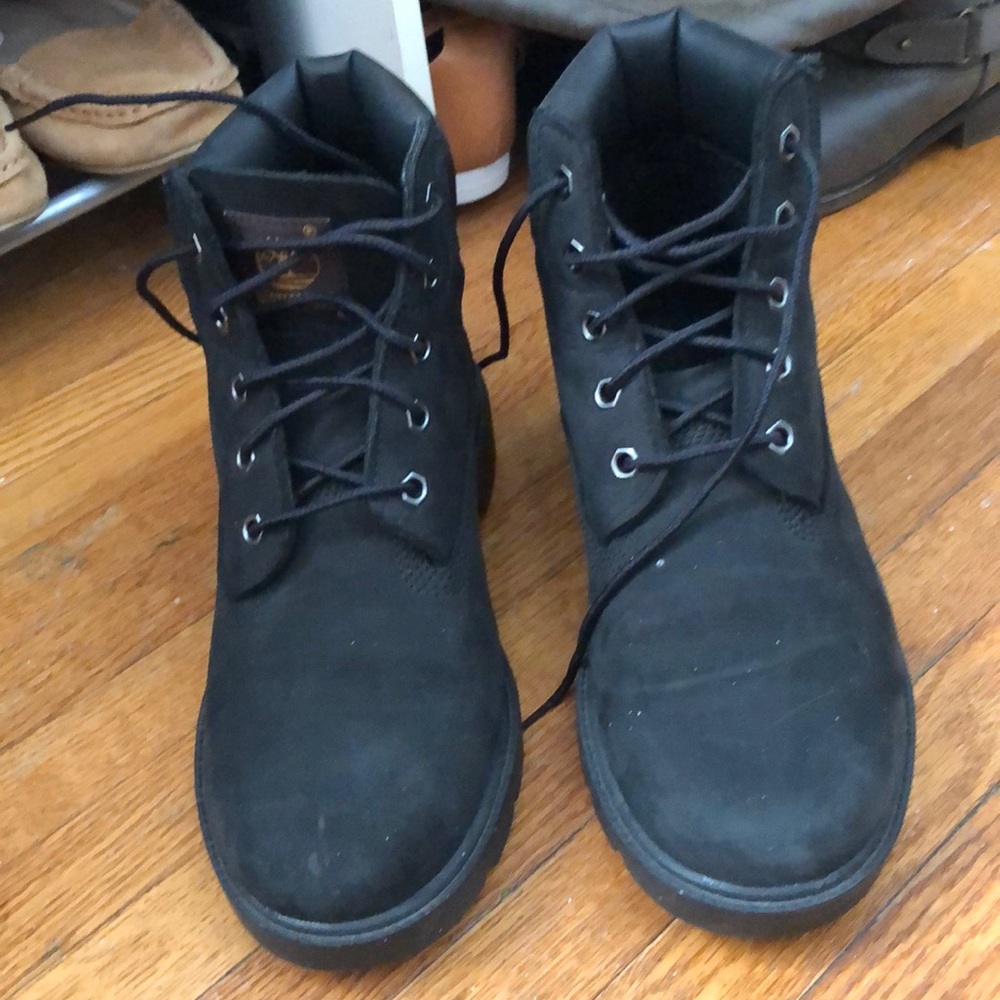 Black Tims
